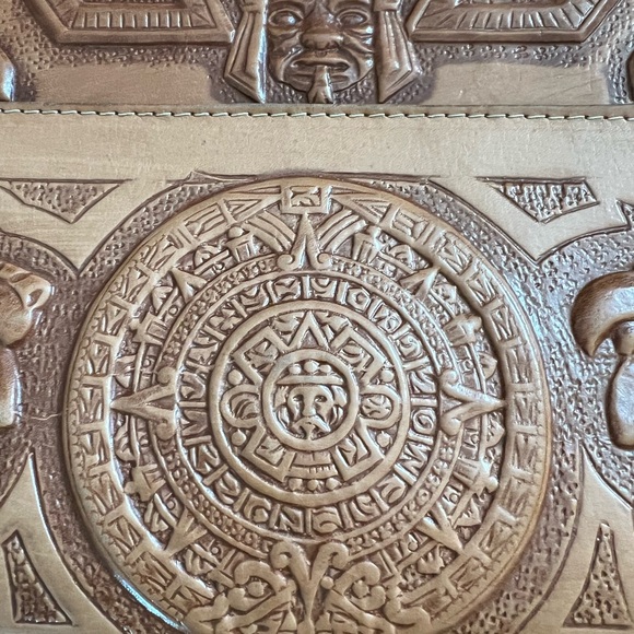Vintage leather Mexican purse - Picture 1 of 8